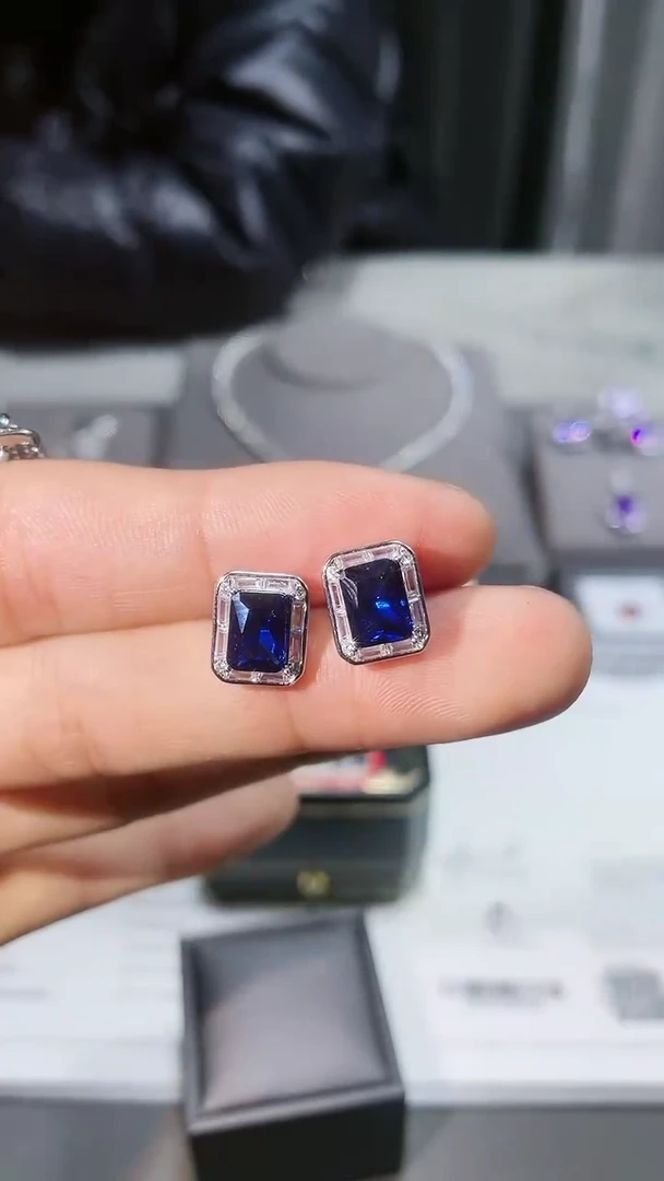 【闪购商品】蓝宝石耳钉未镶嵌方形耳钉111