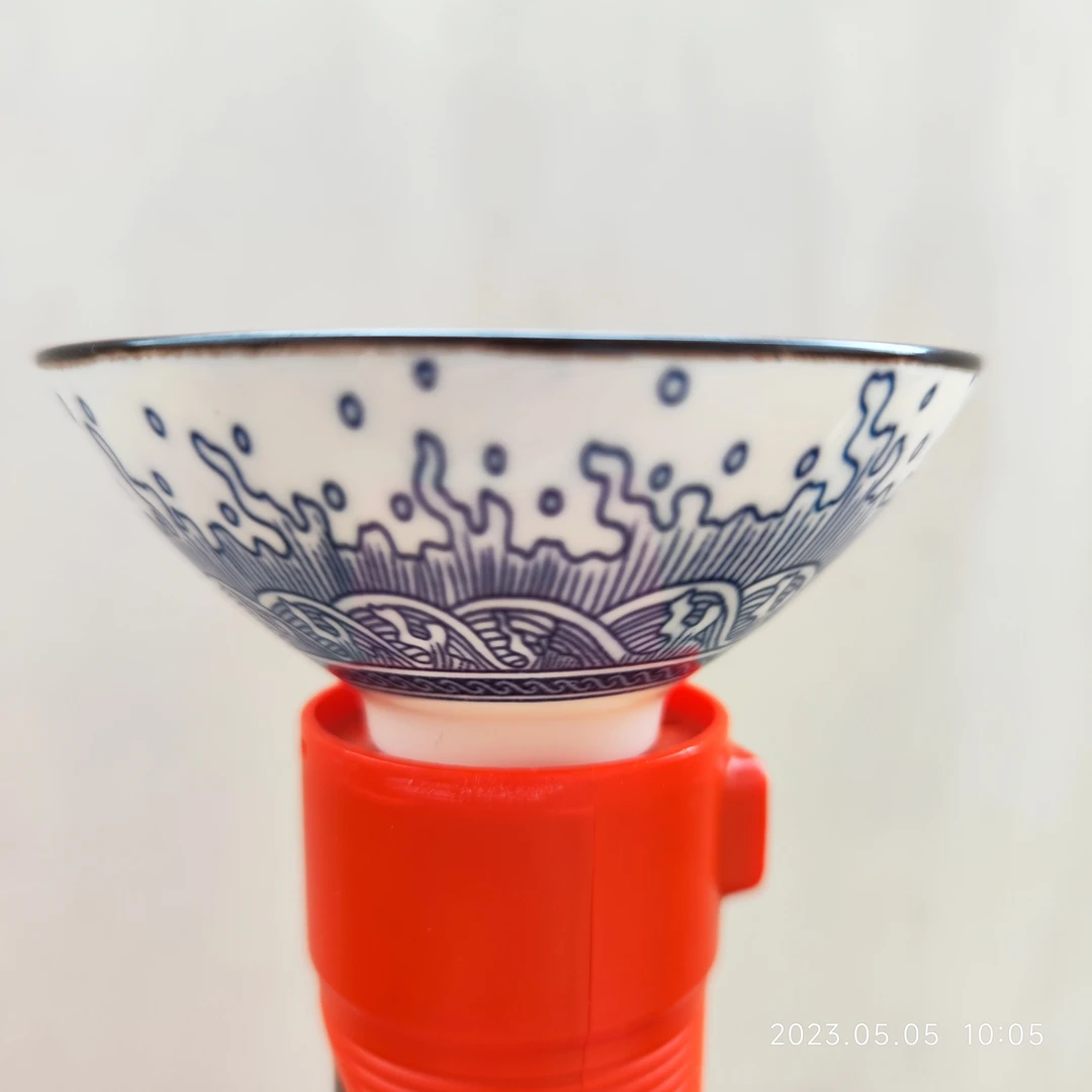 陶瓷斗笠杯.居家摆件.拍一发六.直径8.5厘米.高4厘米.花色随机