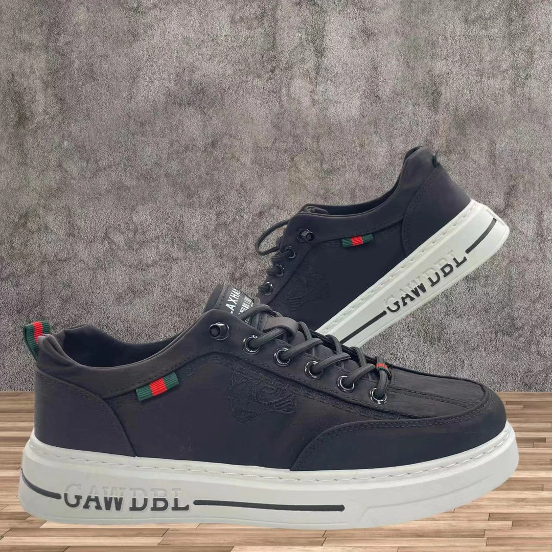 男鞋男士男款舒适时尚百搭透气潮流低帮夏季黑色潮鞋夏季黑色潮鞋