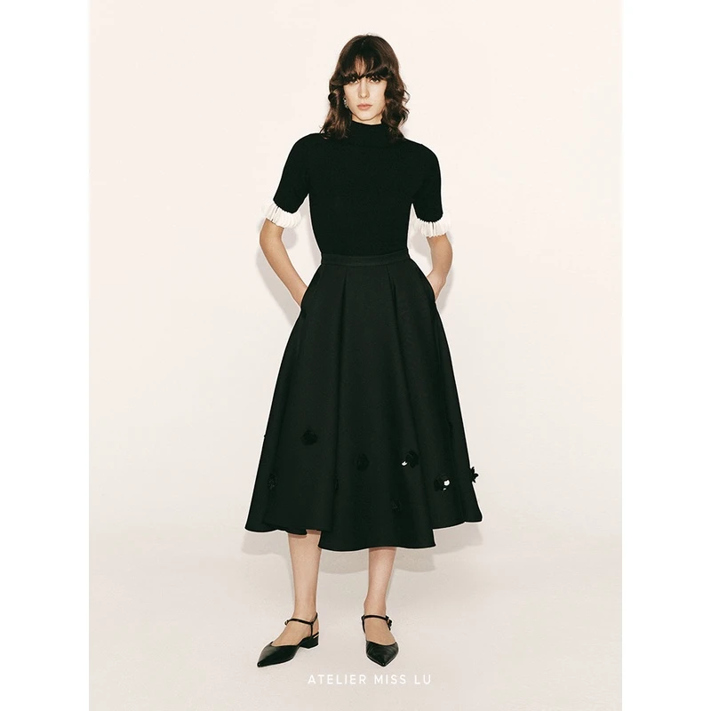 AtelierMissLu【致爱丽丝】毛边圆片拼接高领弹力针织上衣230056