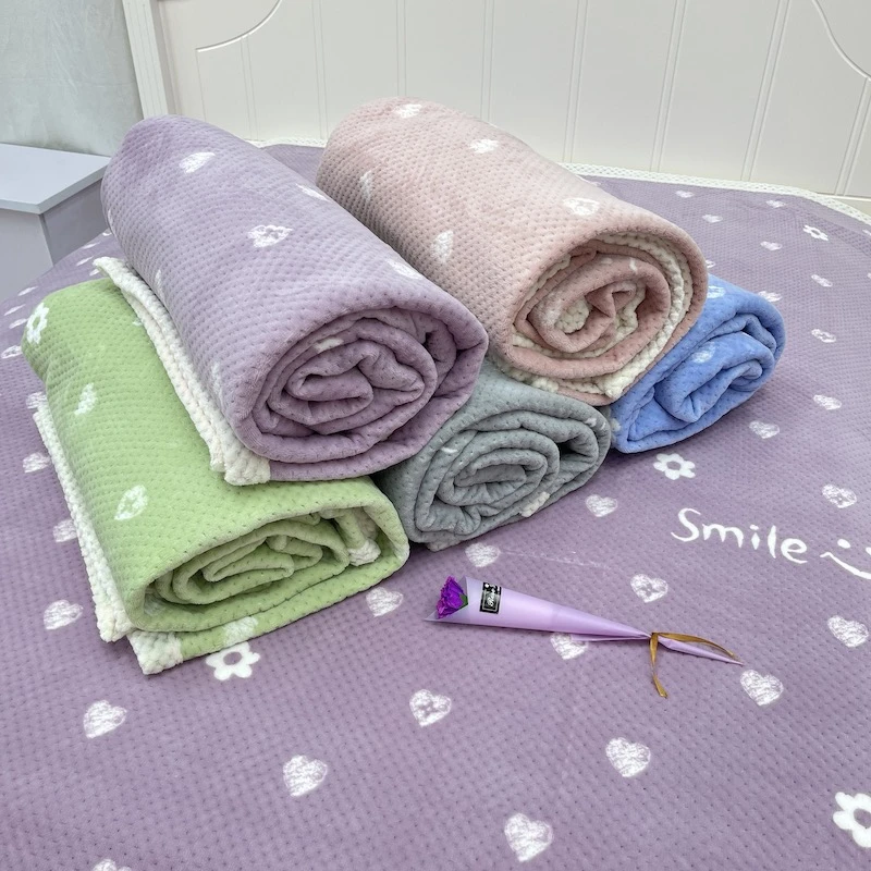 冬季加厚贝贝绒双人床盖2米×2.3米保暖床盖两面均可用亲肤
