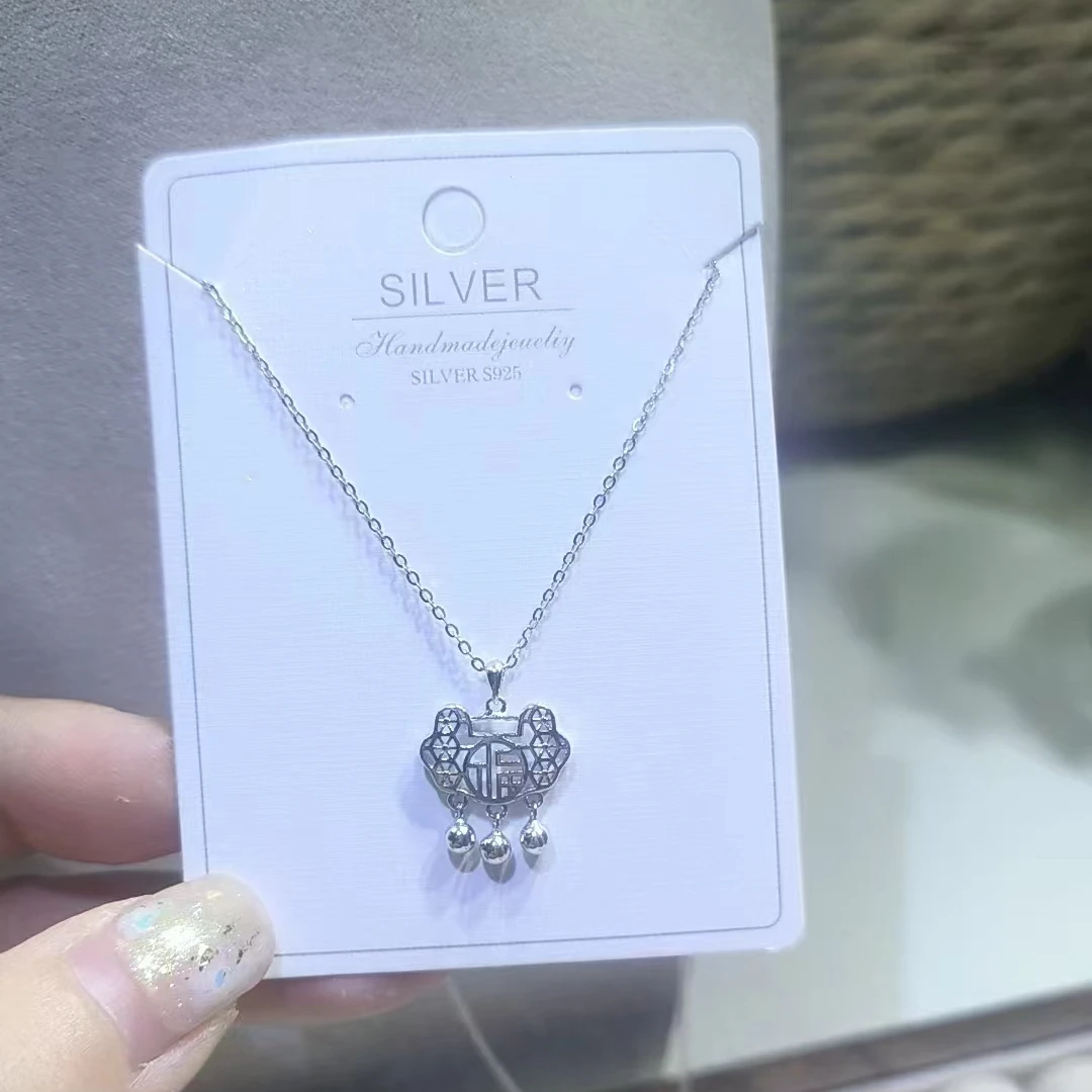 链子925银 s925银项链小银锁平安锁女款吊坠轻奢小众设计锁骨链