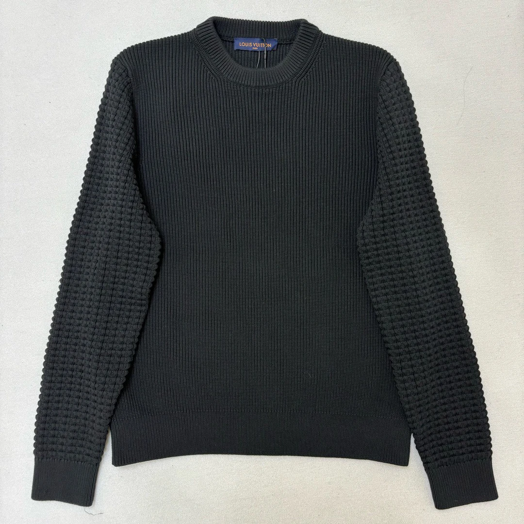 LOUIS VUITTON x Nigo/背后刺绣LOGO毛衣/尺码M/全新未使用/5698