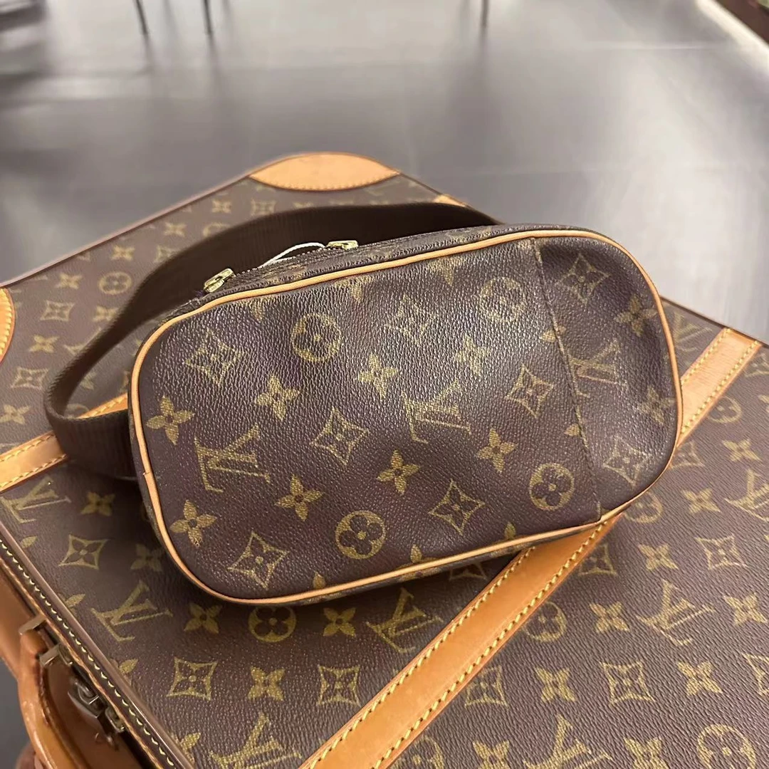 95新 LouisVuitton/路易威登 lv老花蛋蛋胸包