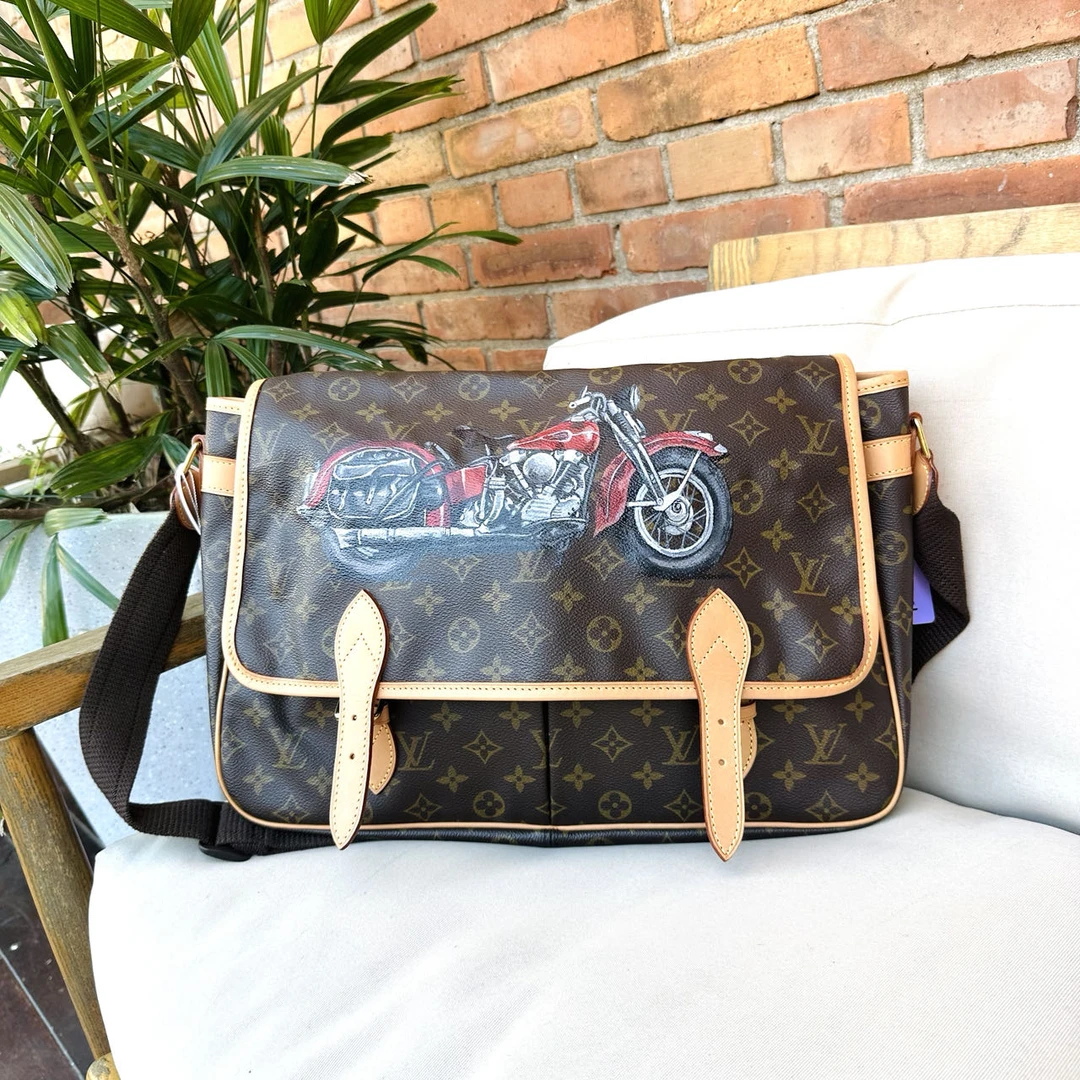 95新 LouisVuitton/路易威登 剑桥斜挎手绘款合集