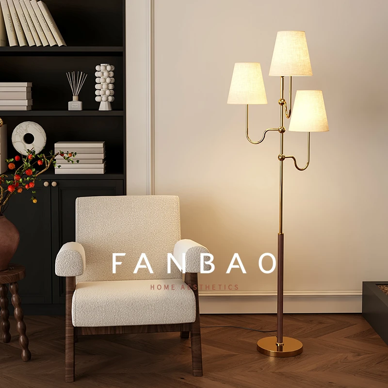 复古法式中古风轻奢落地灯美式客厅沙发边创意装饰立式三头氛围灯