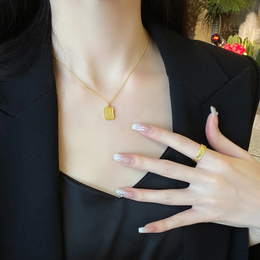 铜合金吊坠 龙鳞方牌项链女款锁骨链