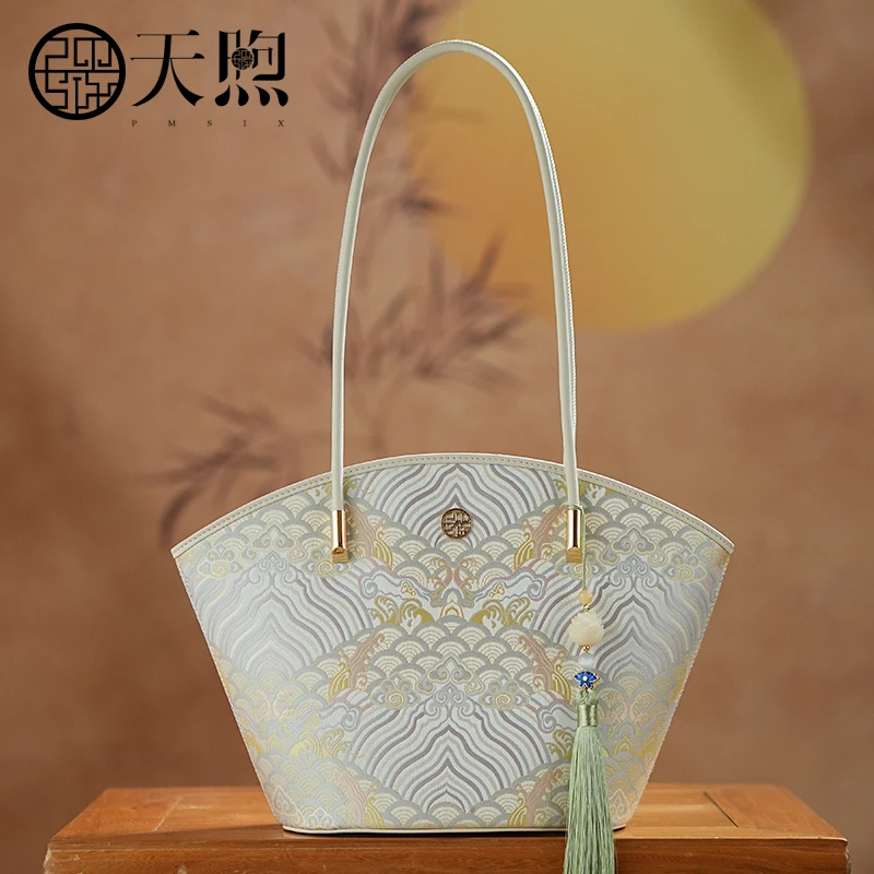天煦新中式国风织锦提花女士百搭真皮休闲单肩水桶托特白色女士包