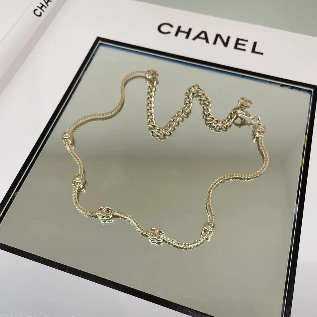 全新未使用 Chanel/香奈儿 25v 香槟金色5花双c蛇骨链 项链