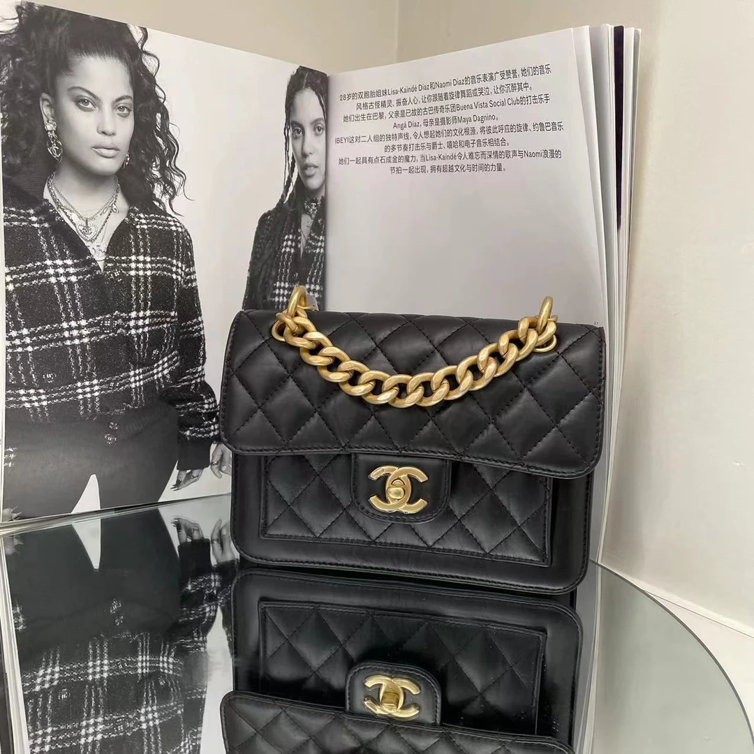 全新未使用 Chanel/香奈儿 23s 手提牛皮复古豆腐邮差包 斜挎包