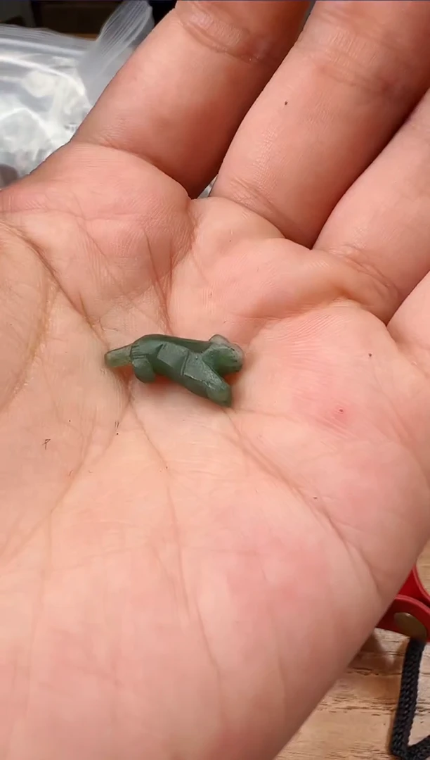 【闪购商品】石英质玉颈饰未镶嵌【肖钟出品】