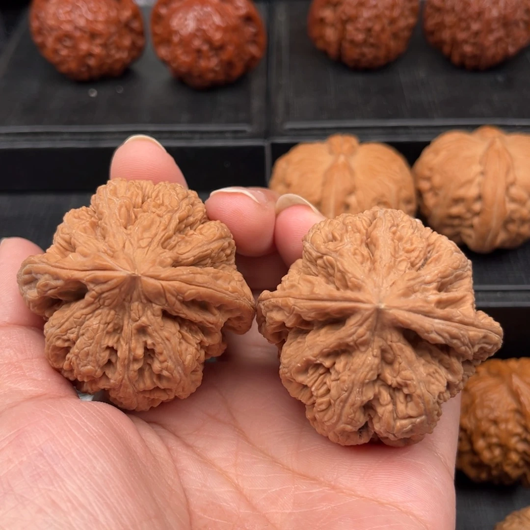 【闪购商品】文玩核桃吊坠全品平谷粗筋48