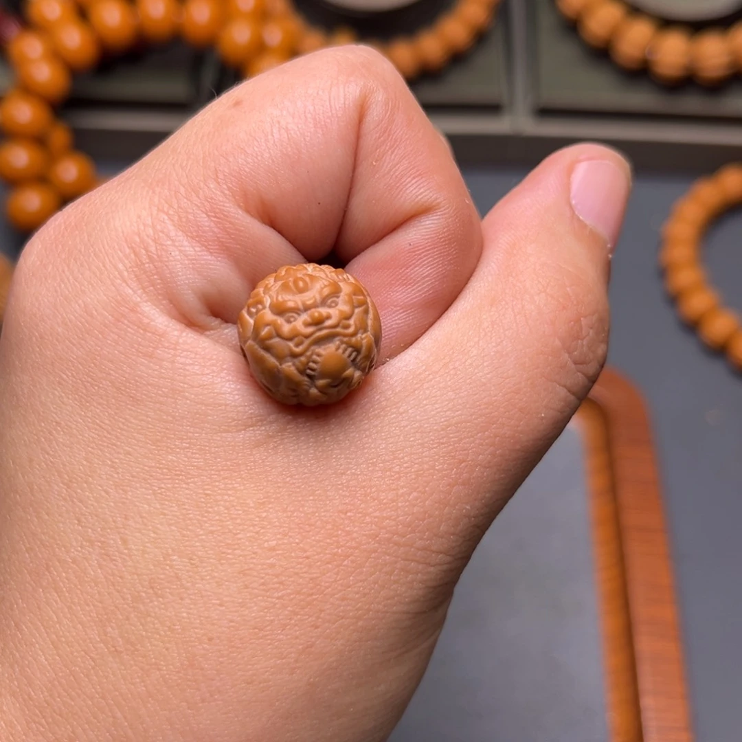 猴头核桃手串1.6吞金