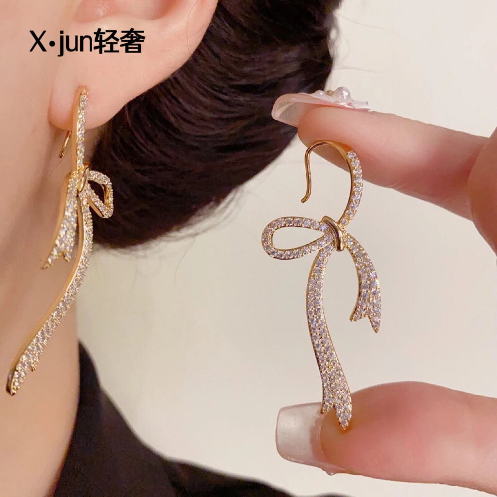 铜合金耳饰 超闪微镶满钻精致蝴蝶结长款耳钩气质高级感轻奢耳饰