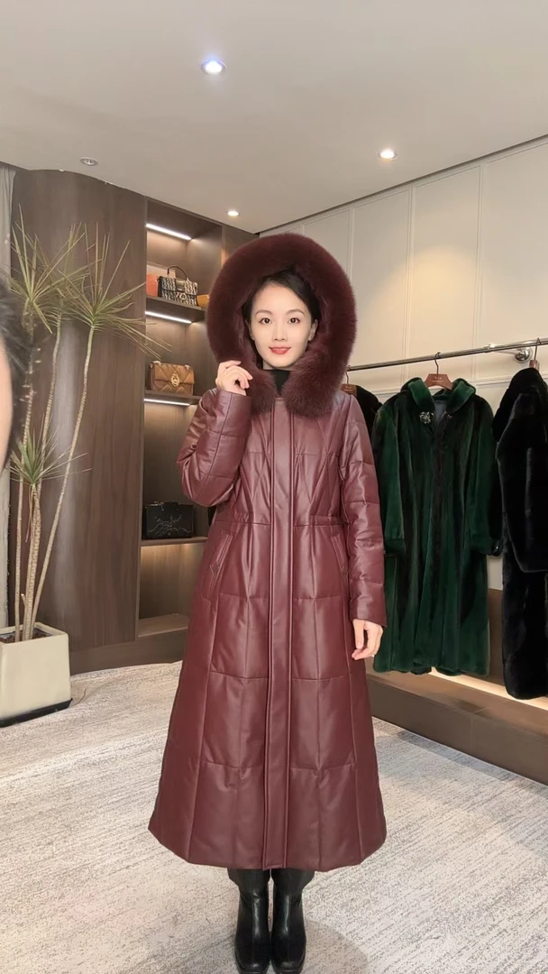 品千姿 加厚 真皮皮鹅绒2024冬季新款狐狸毛领 内抽绳可收腰8261