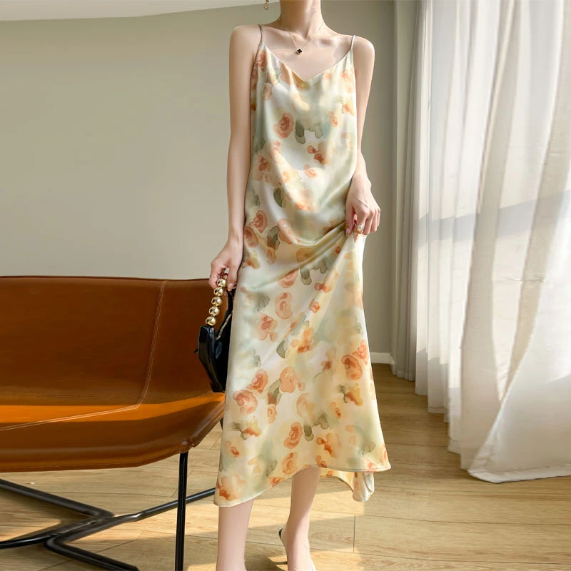2024夏季新款女装连衣裙气质性感中长款醋酸缎面印花V领吊带裙