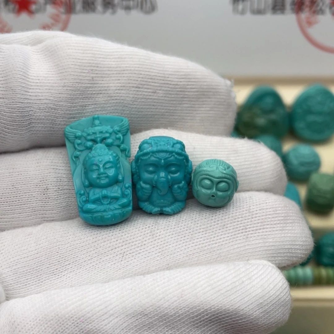 【闪购商品】绿松石颈饰未镶嵌