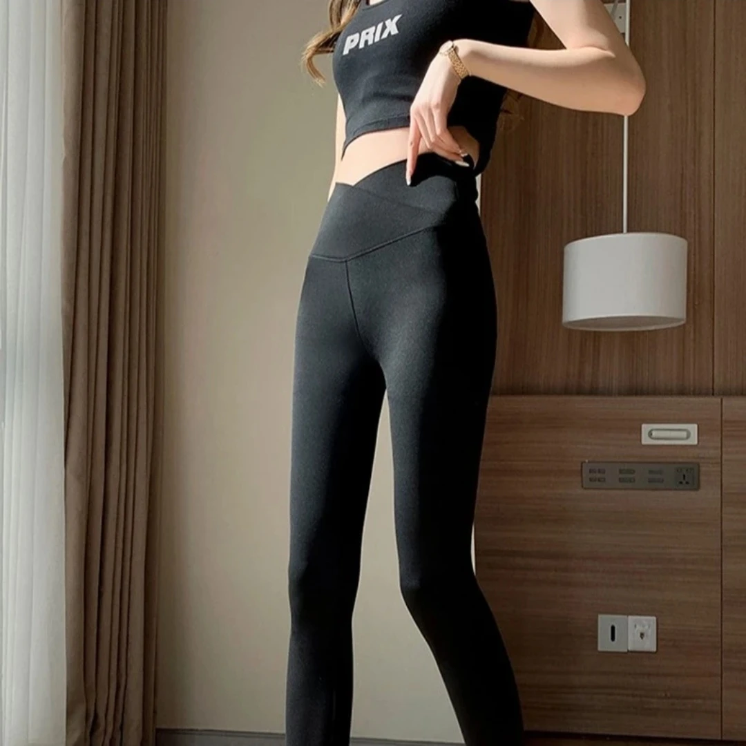 【哥弟】高腰纯色显瘦提臀交叉小脚鲨鱼裤1100449