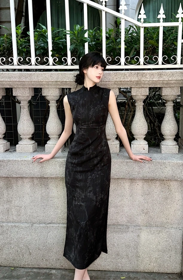 澜竹旗袍黑色复古新中式气质收腰流行时尚高级提花无袖低开叉显瘦