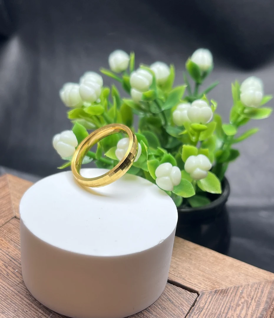 {足金}镭射戒指 |BHJ1