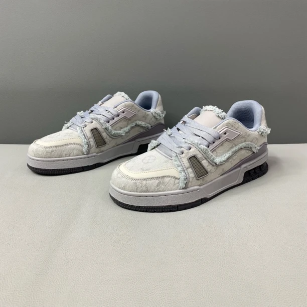 低帮情侣时尚板鞋休闲鞋运动鞋舒适百搭潮流时尚