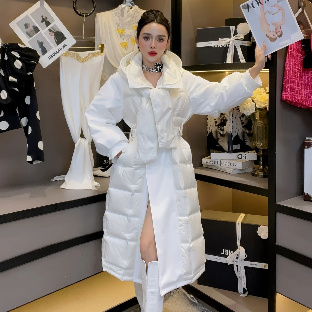欧货女装-2024冬款羽绒服长款加厚时尚设计感可脱卸围巾帽冬外套