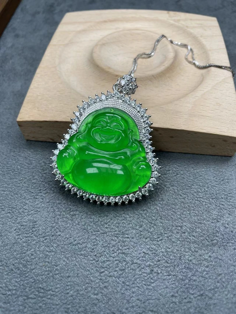 D111冰阳绿佛吊坠时尚百搭男女款多样发货其一