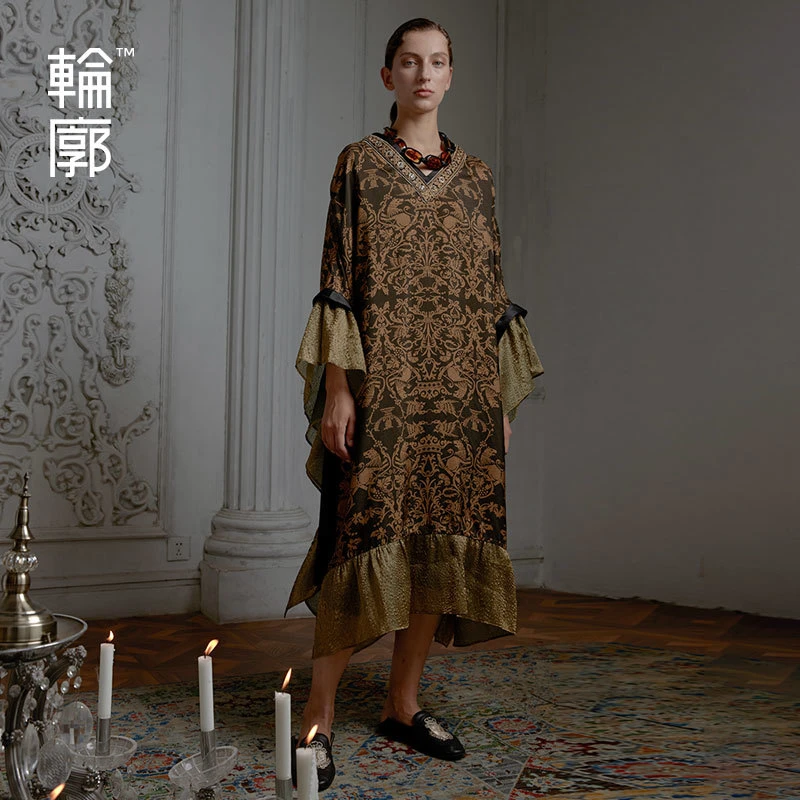 轮廓异域连衣裙波西米亚优雅气质时尚宽松复古印花长裙L213Y002