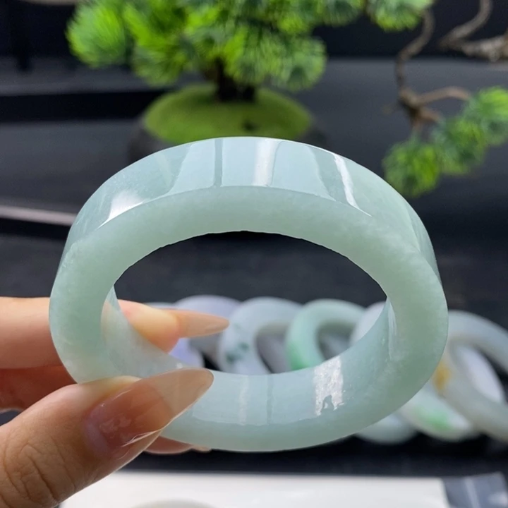 定制翡翠翡翠手镯未镶嵌