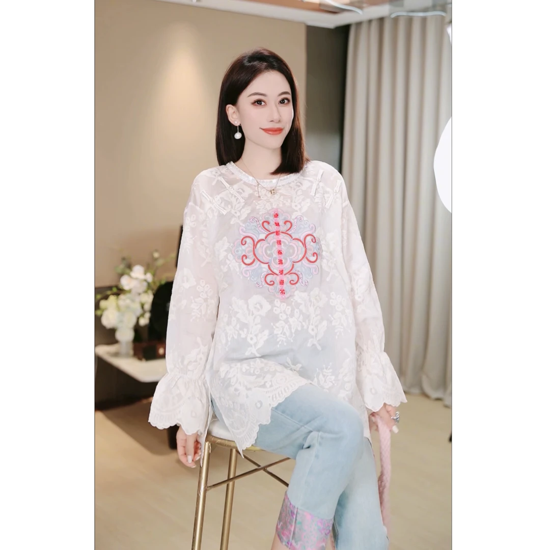 林果&季得 【甜茶派】重工刺绣盘扣国风减龄女士长袖款T恤