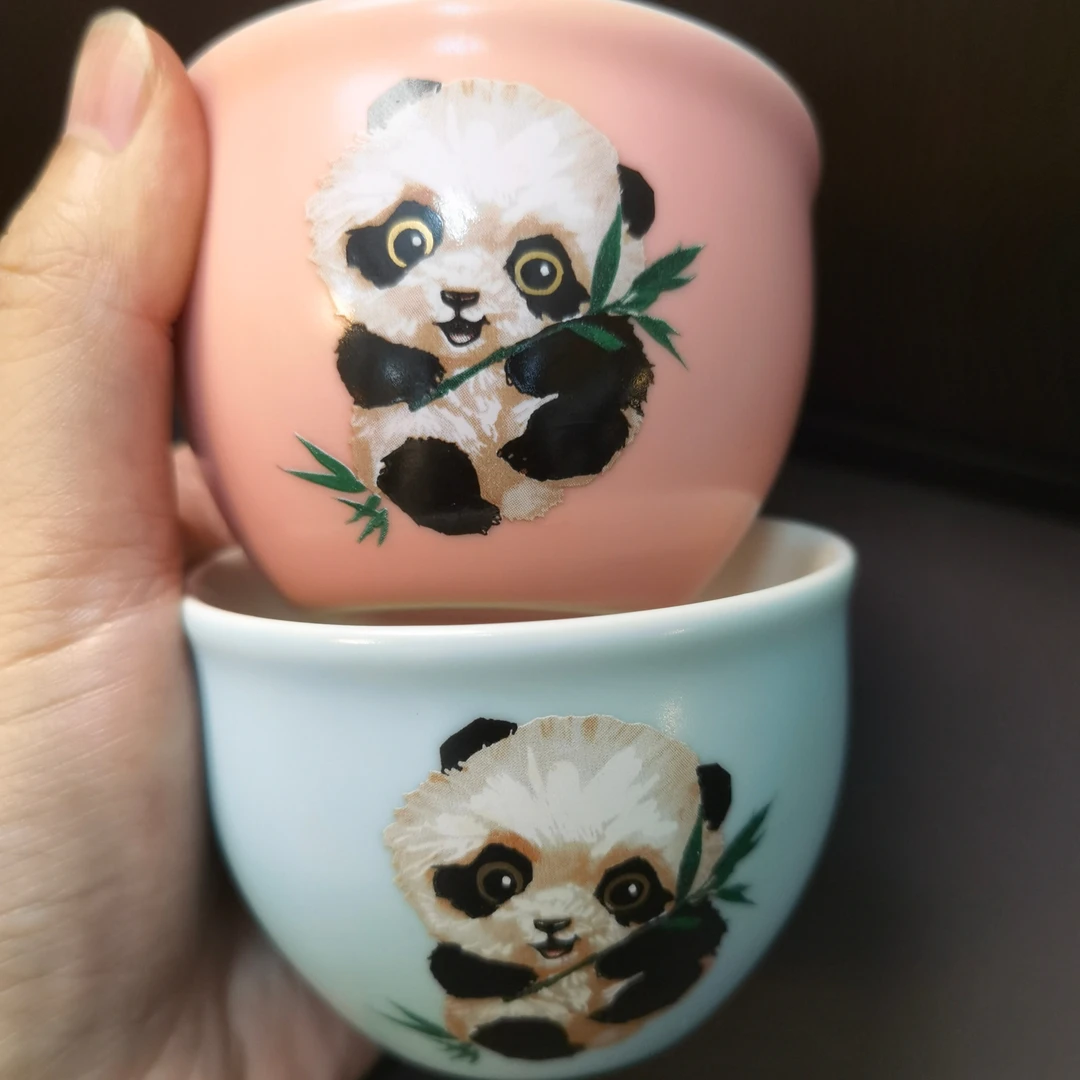 熊猫图案 马卡龙色彩绘手工陶瓷主人杯禅定品茗茶杯对杯手绘描金