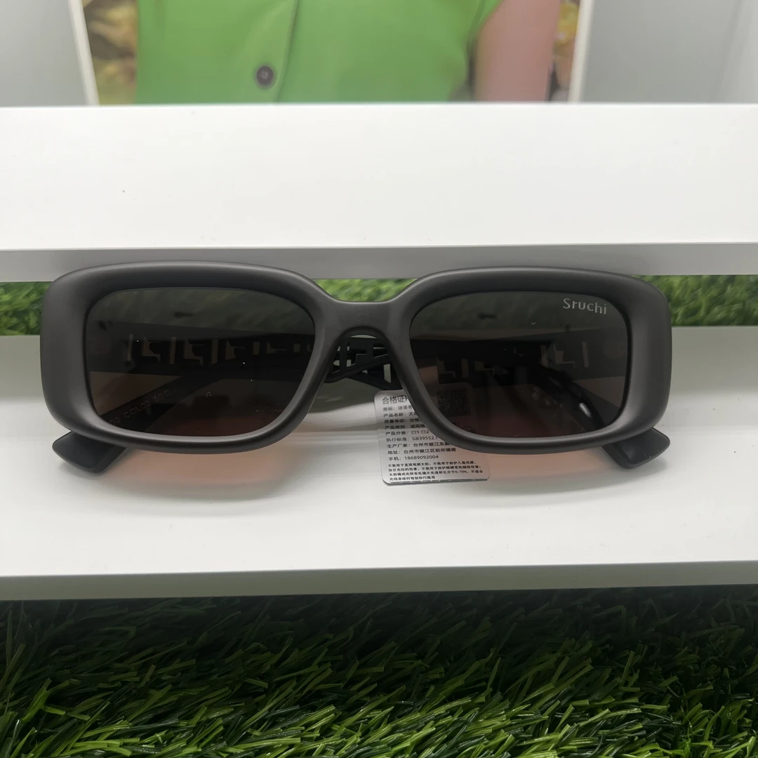 2024款时尚欧美眼镜