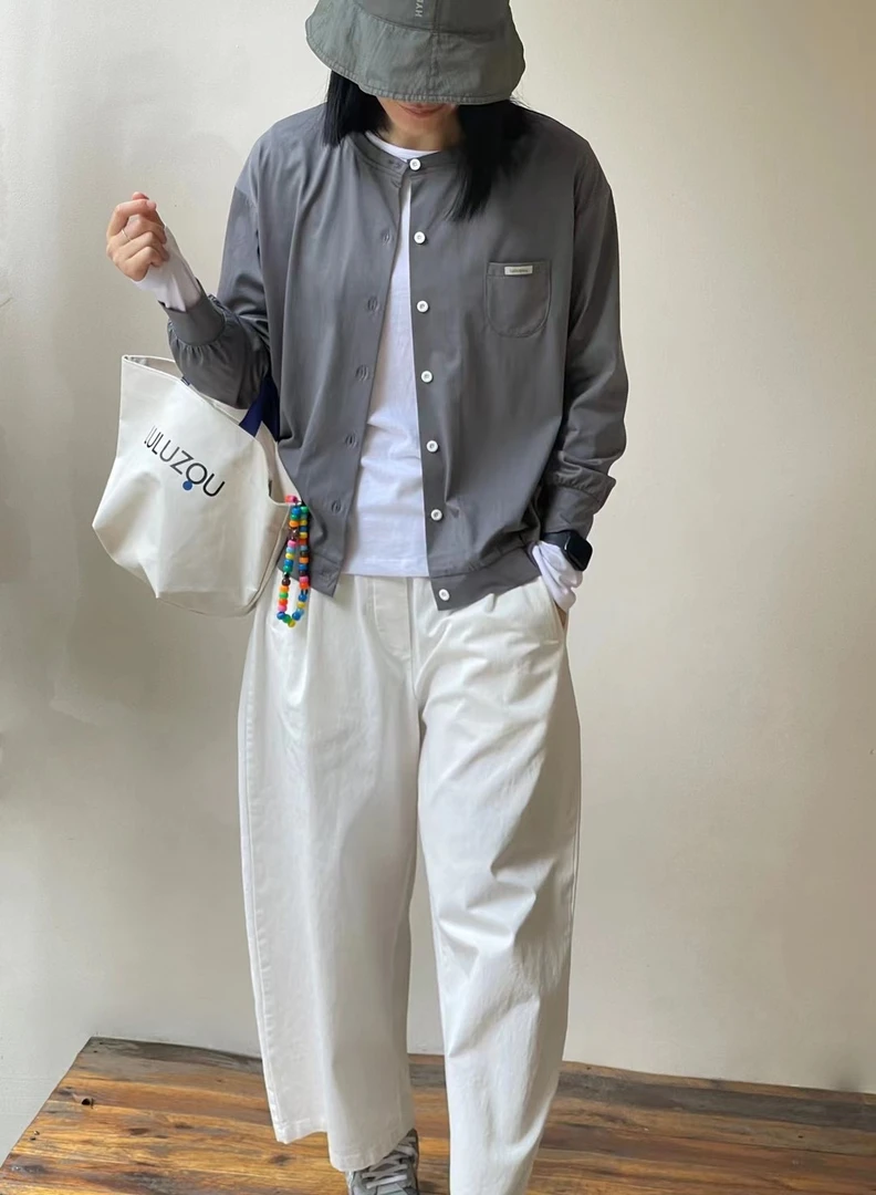 luluzou纯色小口袋开衫