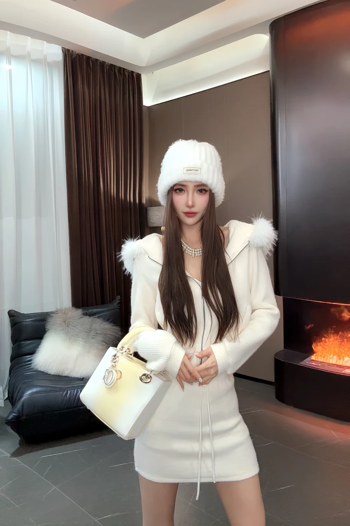 法模FRENCH MODEL .2024秋季连帽毛上衣短裙套装女41160569