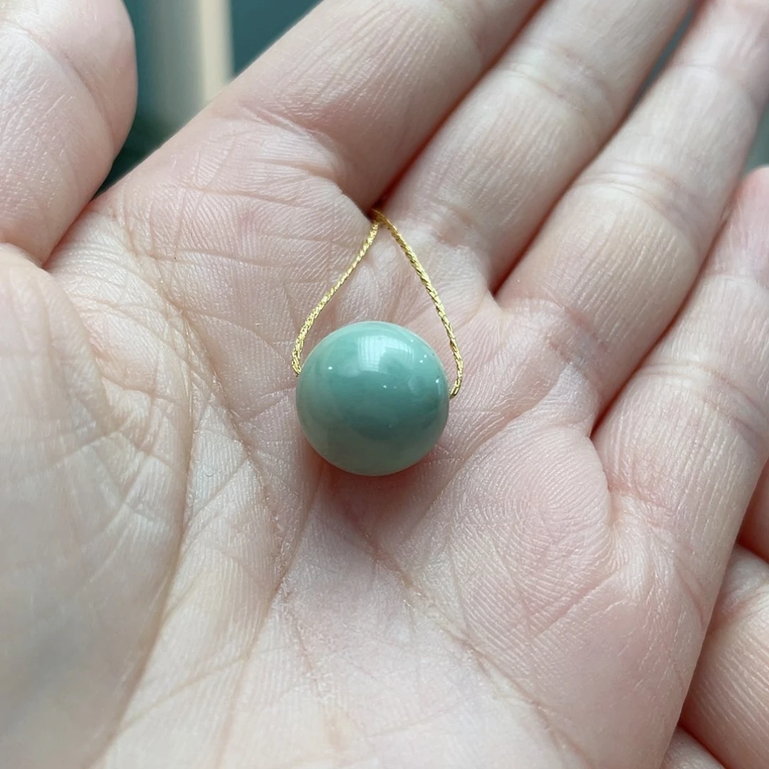 绿松石颈饰未镶嵌