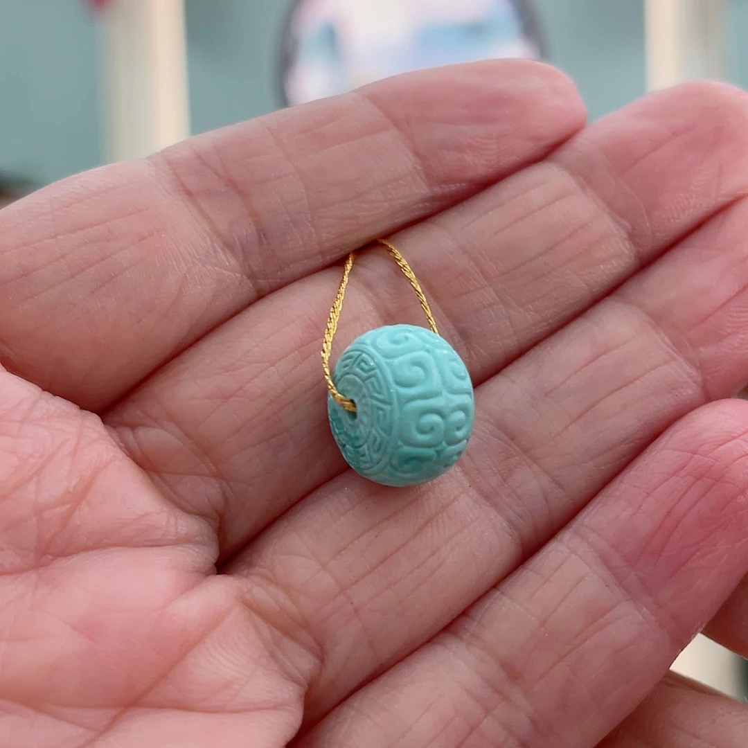 绿松石颈饰未镶嵌