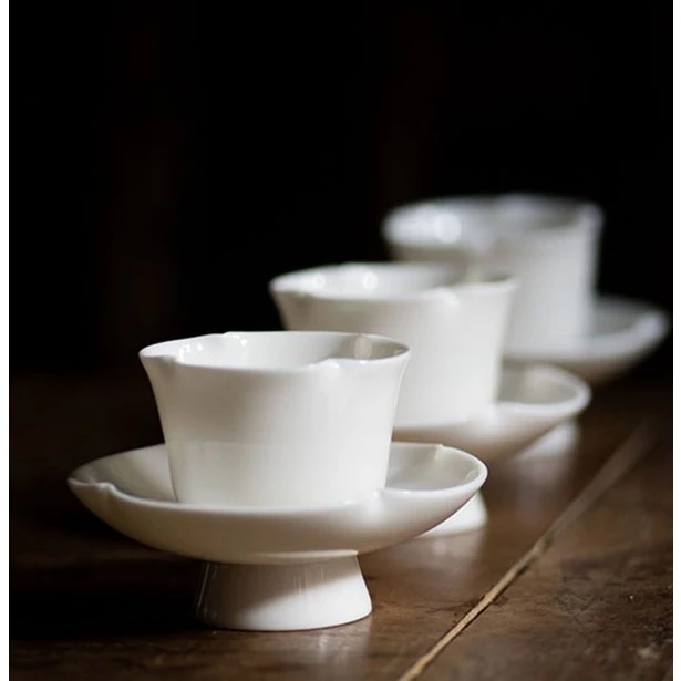 宋式茶盏茶杯品茗杯海棠带托白瓷宋代点茶功夫茶具套杯杯托主人杯