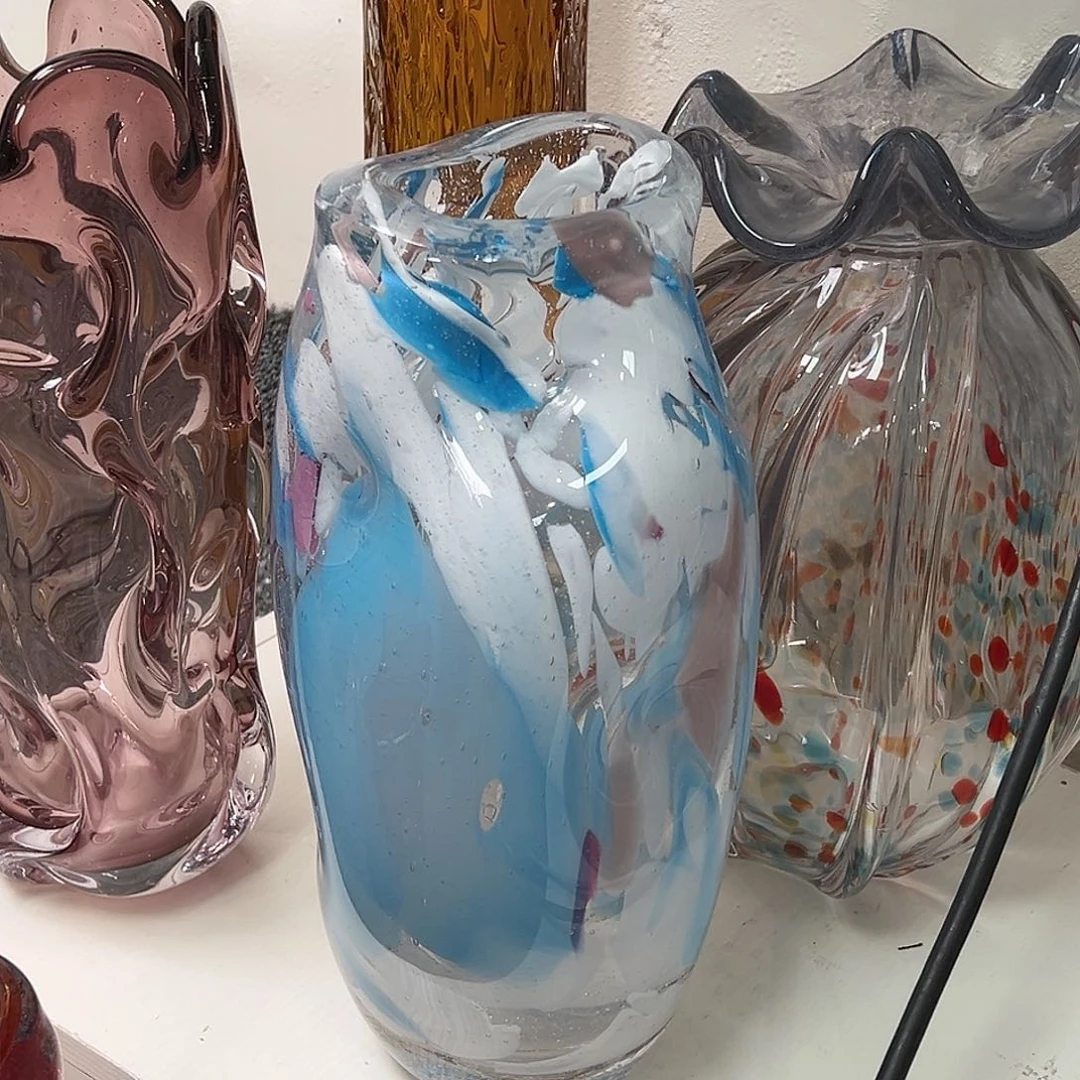 蓝色琉璃花瓶花器