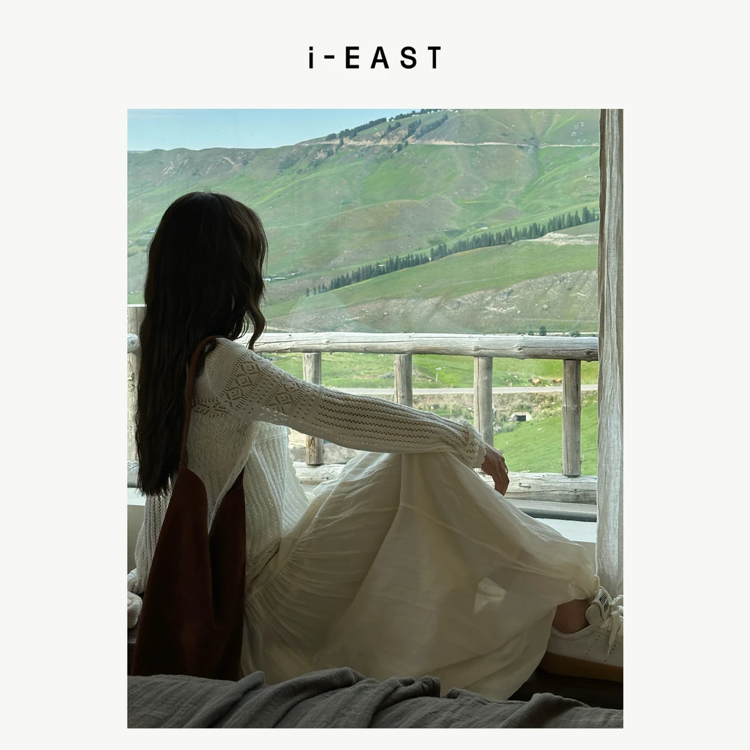 i-EAST 莫斯利盛夏~腰部闪闪设计感松紧腰半身裙-4Q  Q1075