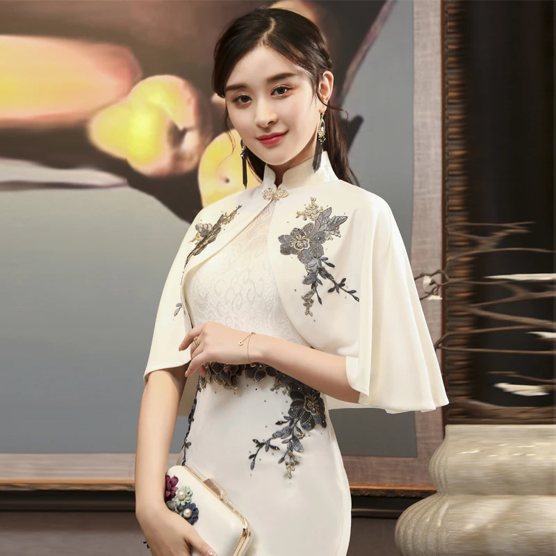 江南春天改良高端旗袍晚礼服2025年新款春季披肩长款白色连衣裙女