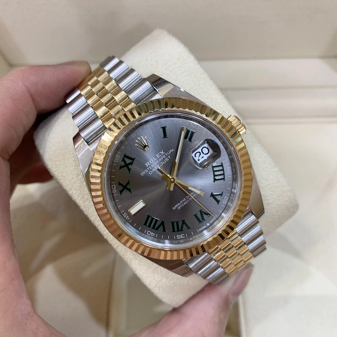 95新 Rolex/劳力士 劳力士126333-0020间金绿萝保卡：22年10月1日