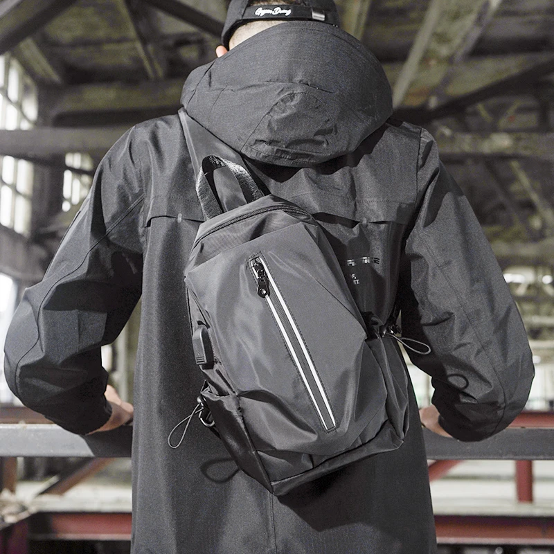 斜挎包男2023新款潮小背包单肩包时尚胸包休闲跨男士包包挎包男包