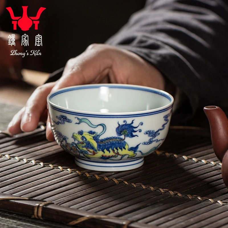 钟家窑主人杯单杯景德镇青花斗彩柴窑手绘狮子滚绣球功夫茶个人杯