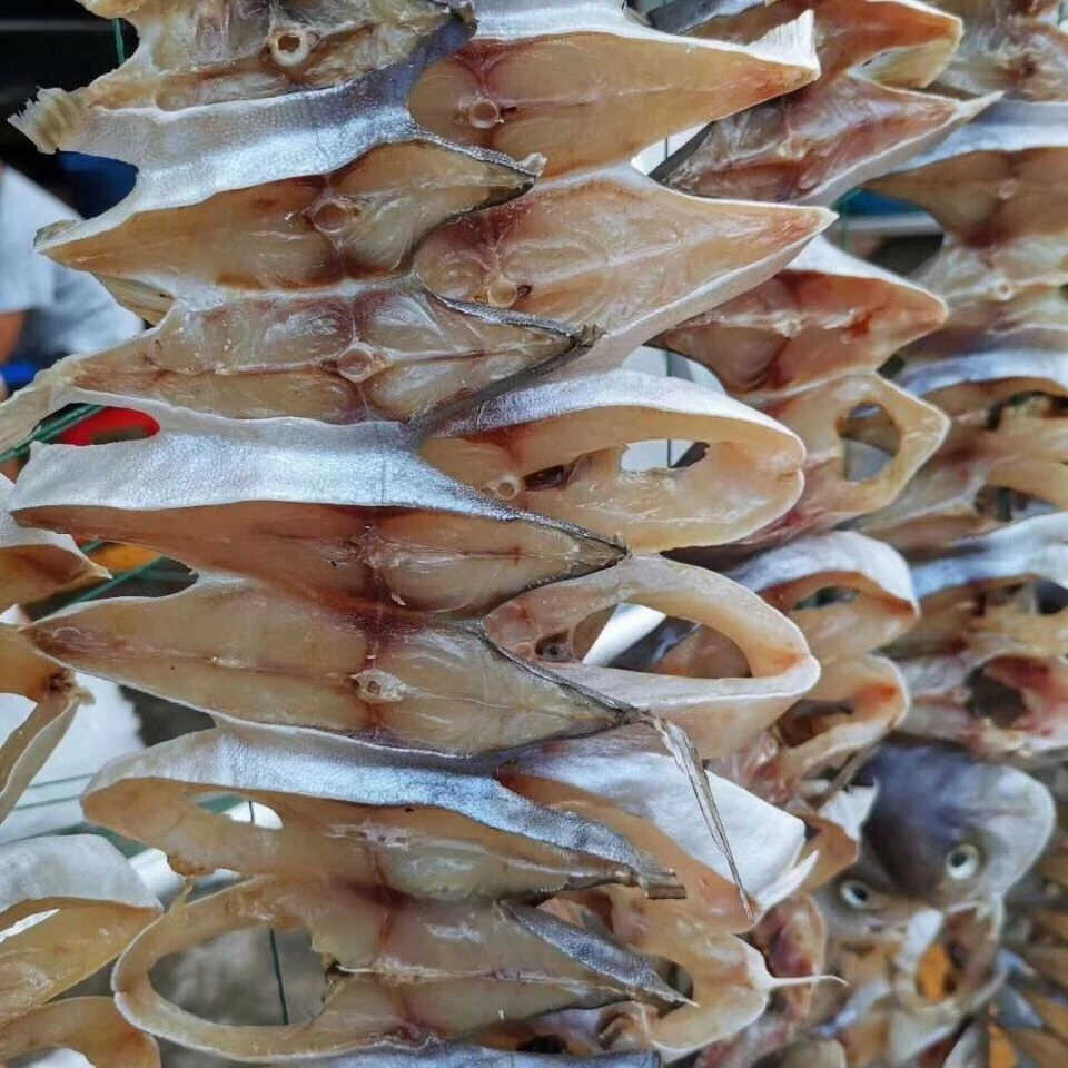 广东深海金鲳鱼海鲜干货生晒鲳鱼香辣金鲳鱼干淡晒