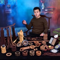 仙作紫檀花梨佛珠馆