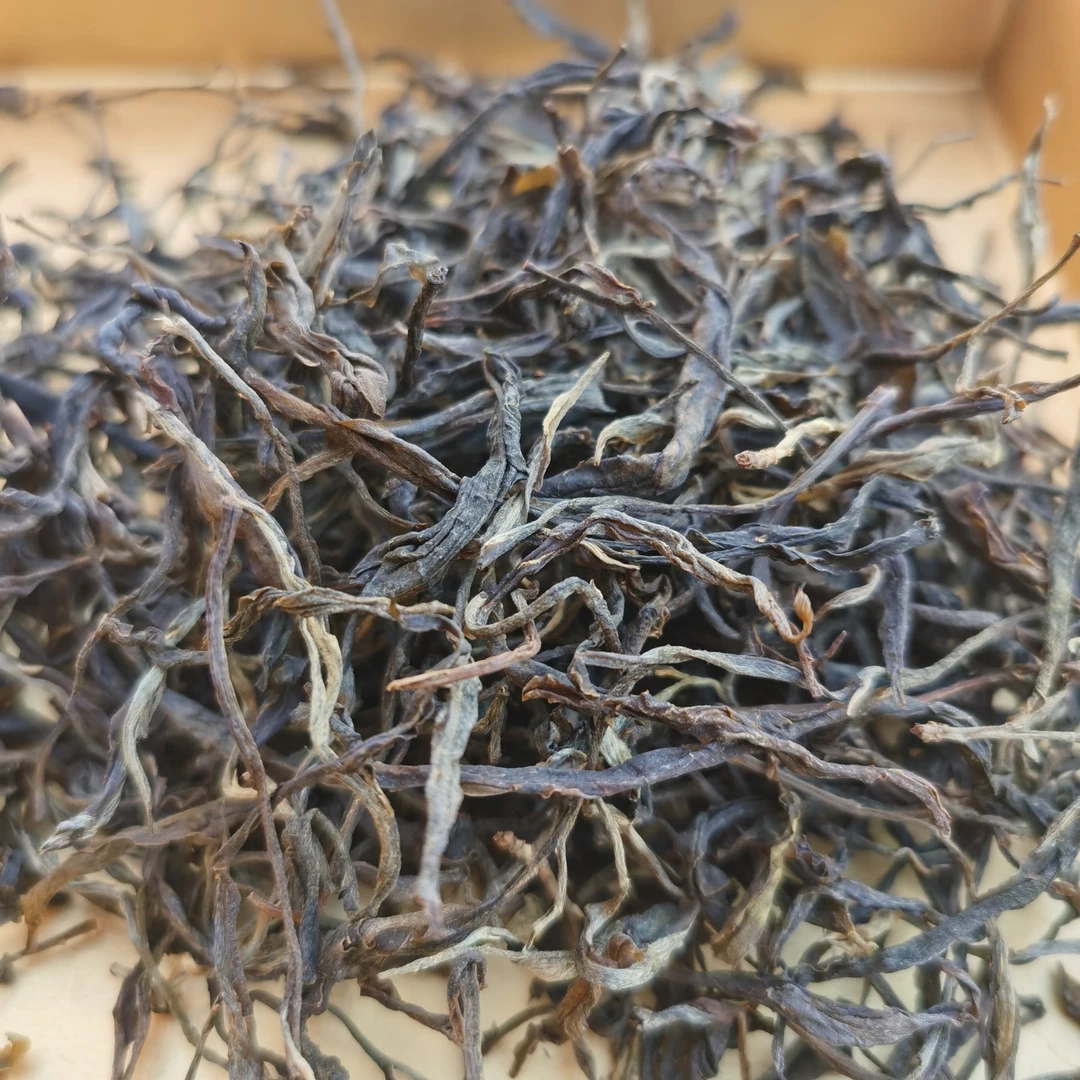 2024春风斋古树普洱茶200克8号