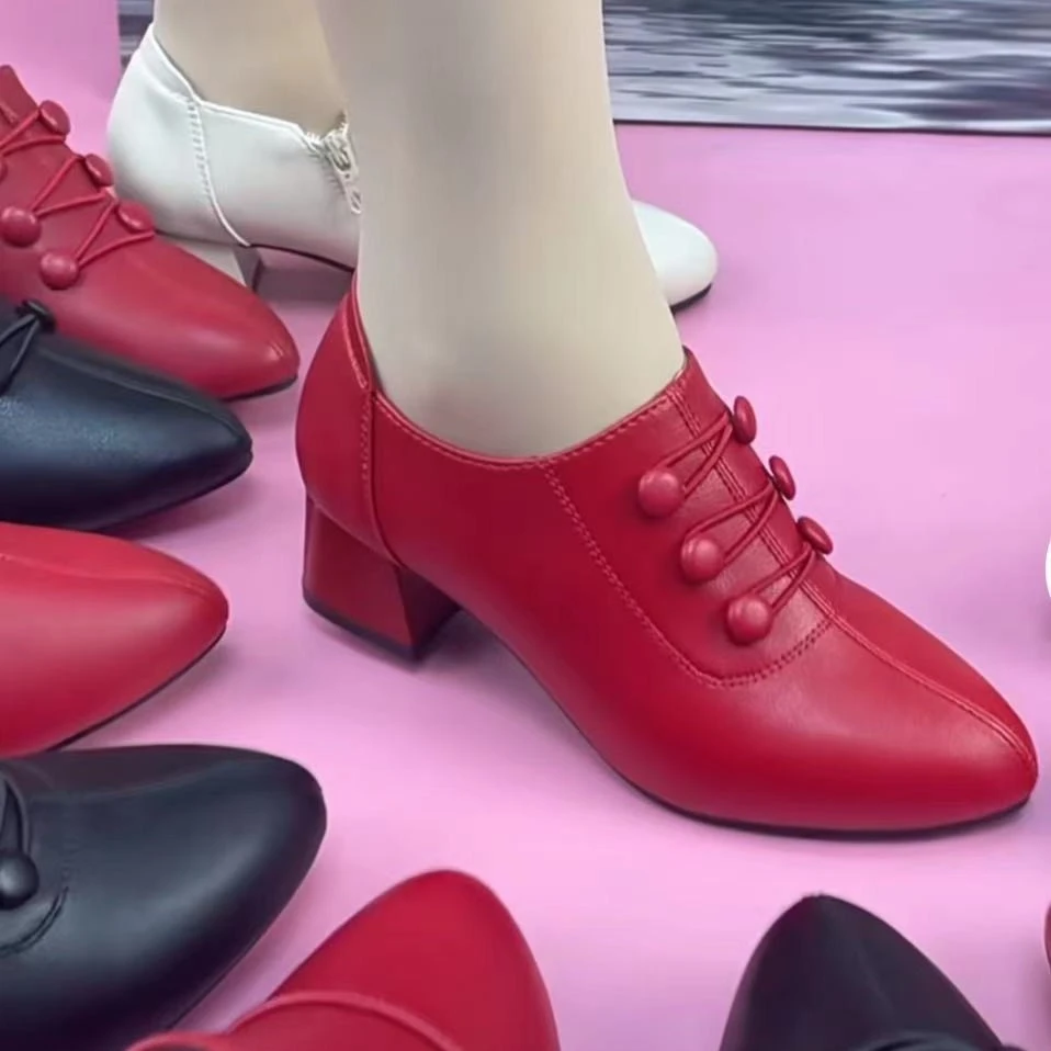 2021秋季深口女单鞋跟高4厘米168中跟软底30-40岁洋气女皮鞋