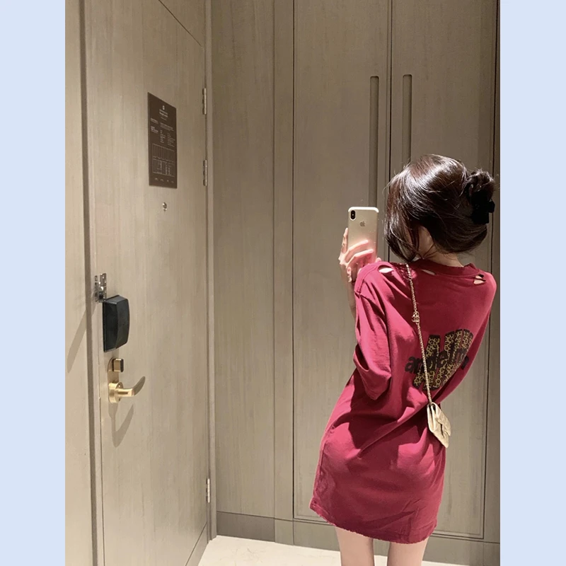 潮牌玫红色短袖T恤女夏季大版2025年新款中长款下衣消失宽松上衣