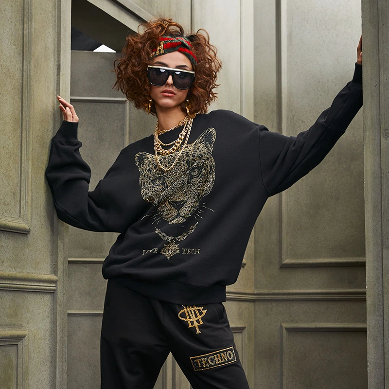 男装-TCH潮牌黑金豹头链条烫钻时尚宽松卫衣男女同款T212116010