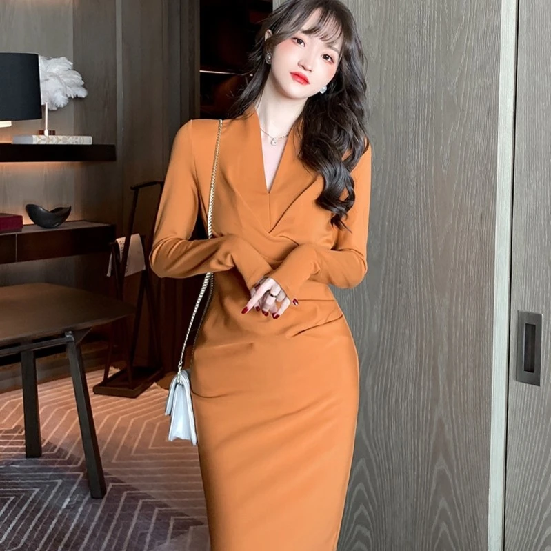 4557轻熟风名媛V领长袖连衣裙优雅气质紧身包臀打底裙显瘦职业裙